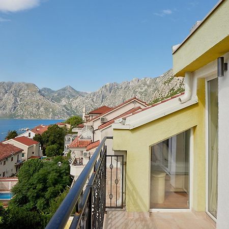 2Montenegro Mimoza Apartments Dobrota Extérieur photo