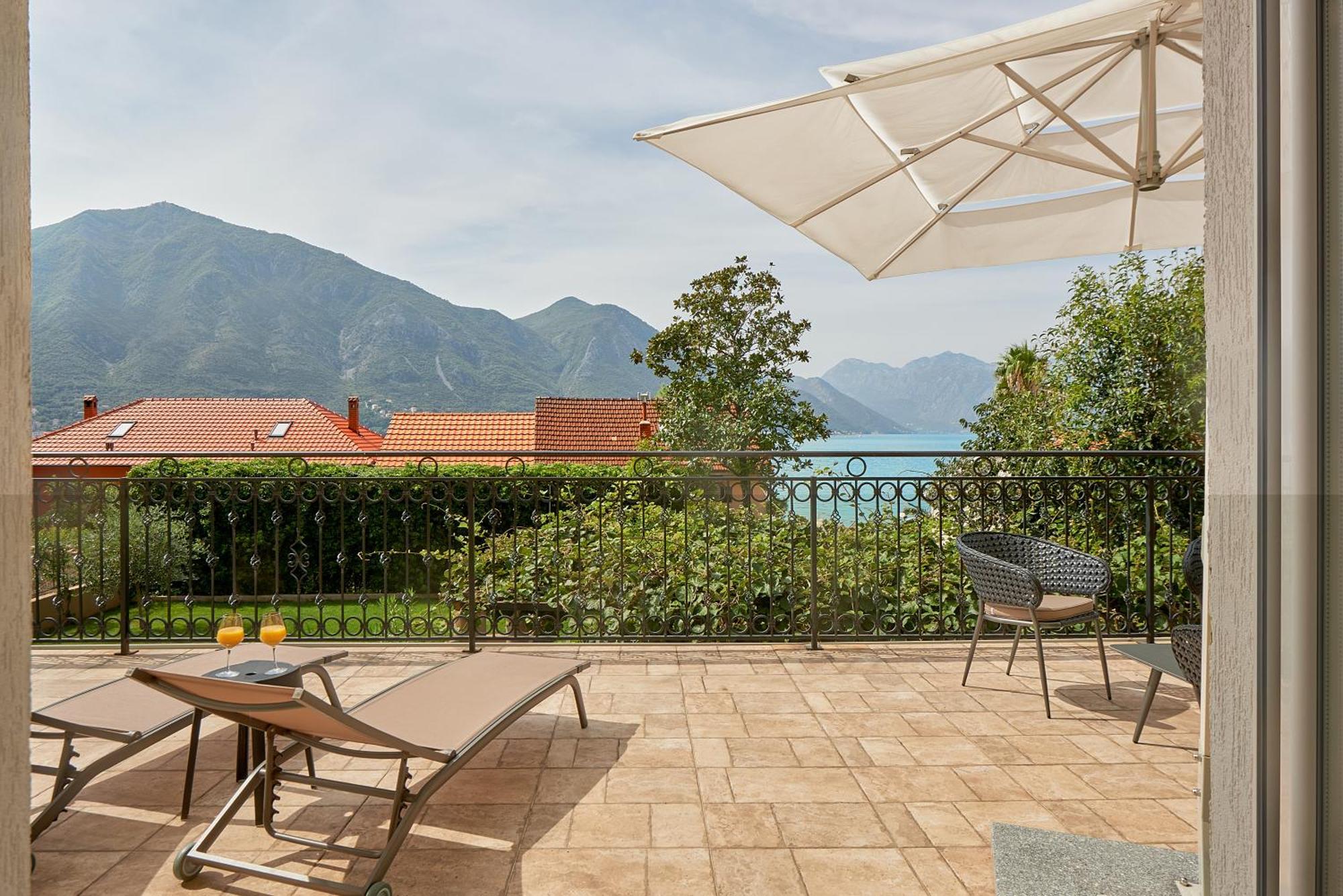 2Montenegro Mimoza Apartments Dobrota Extérieur photo